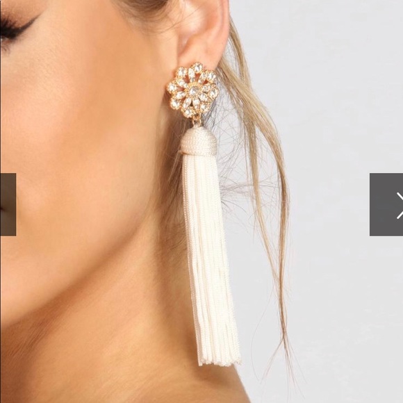 Mauve and gold tassel earrings - Picture 2 of 2